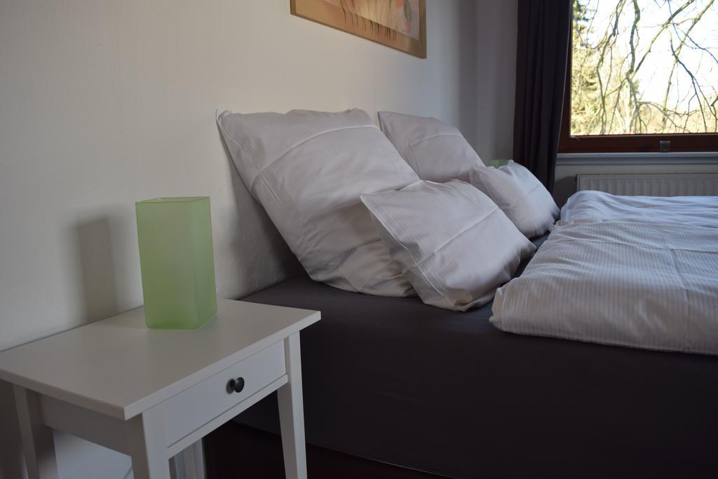 Henne-Apartment Messe Хановер Екстериор снимка